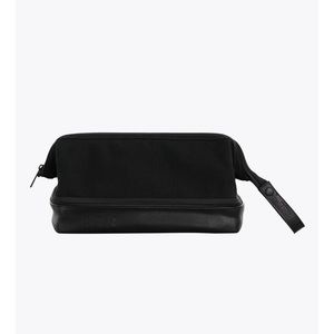 Beis the dopp kit in black